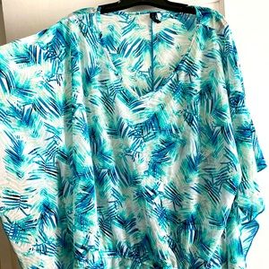 Lane Bryant poncho style top size 22/24